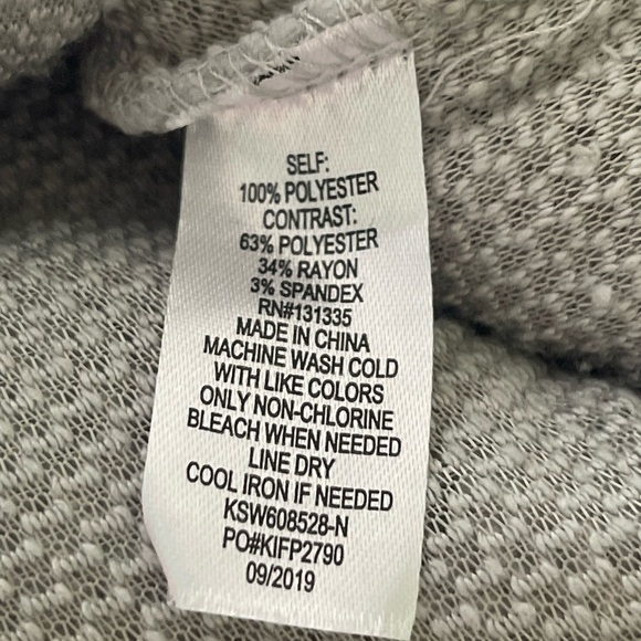 Socialite NWOT High Pile Fleece Sweatshirt Size Large - Picture 8 of 9